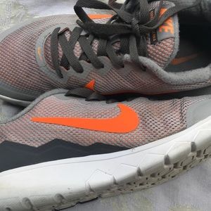 Nike Flex Experience rn4 men’s size 8